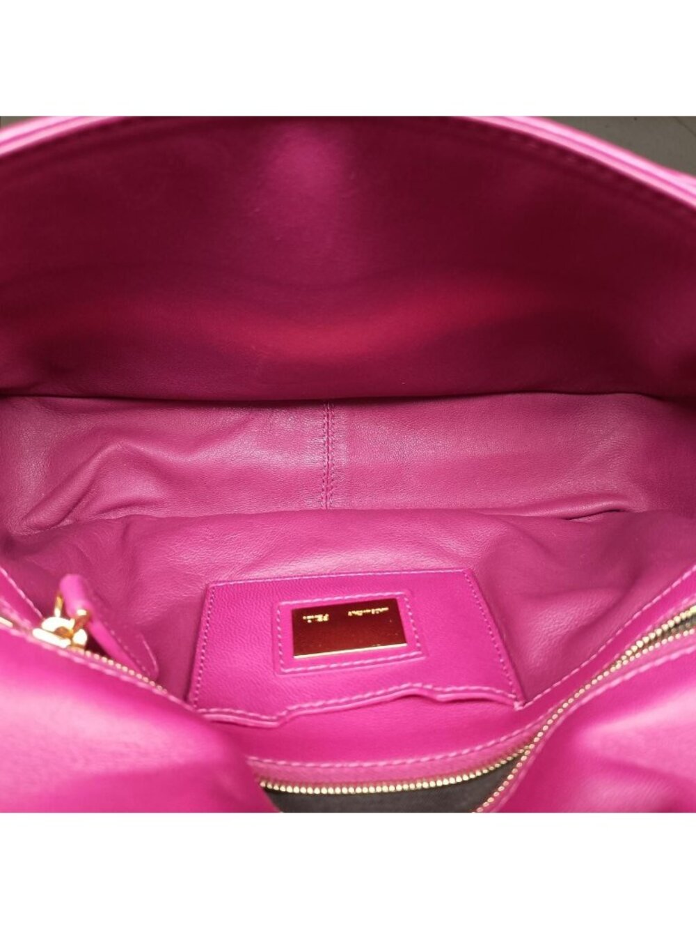 Fendi Be Baguette Rose Red Leather Shoulder - Picture 9 of 15